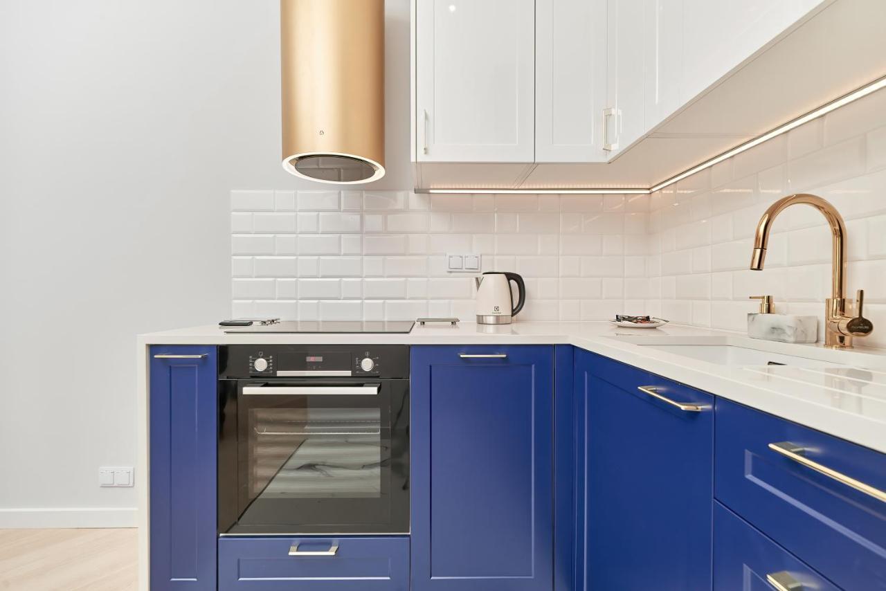 Exclusive Apartments Gwiazdzista With Free Garage Wroclaw By Noclegi Renters Extérieur photo