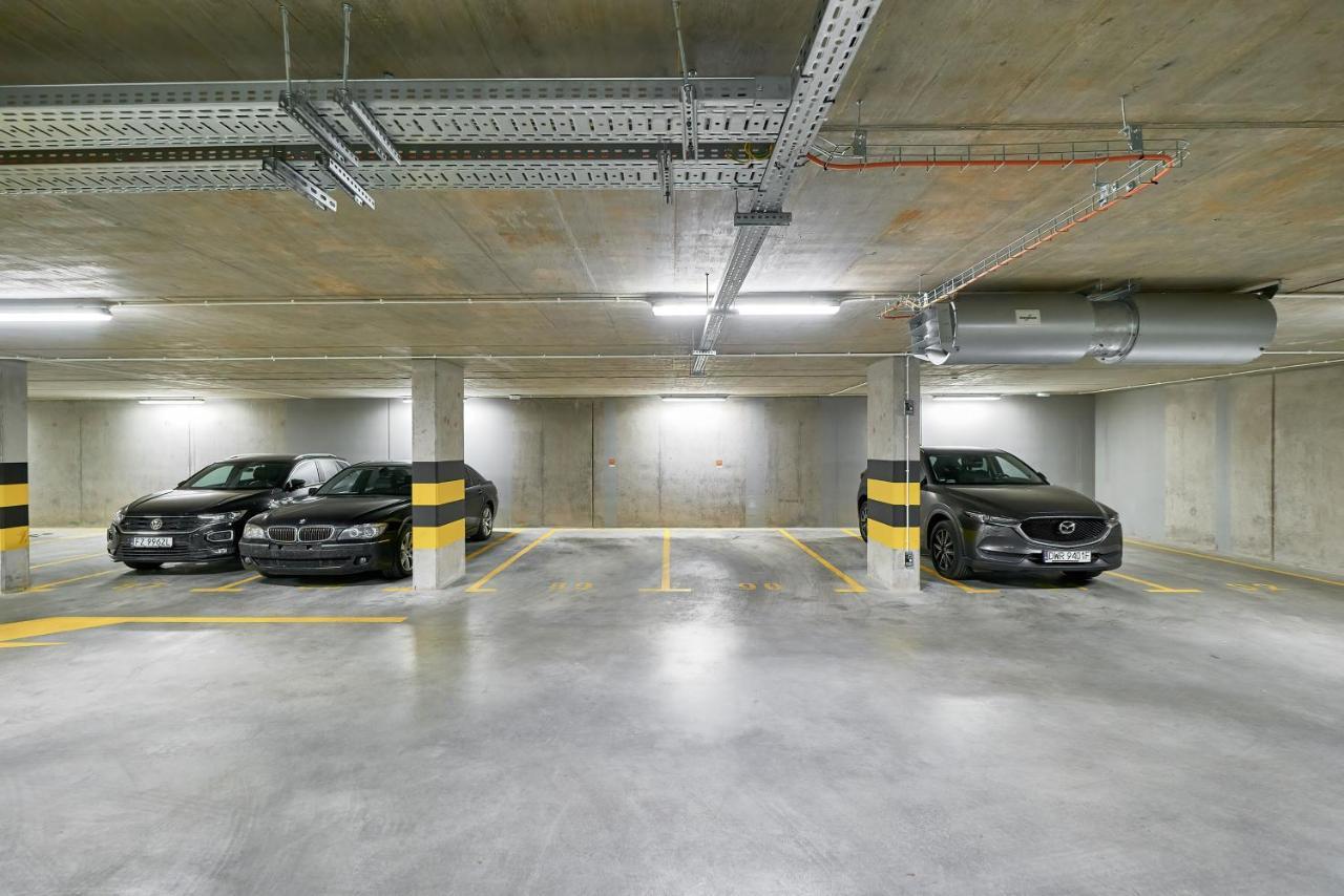 Exclusive Apartments Gwiazdzista With Free Garage Wroclaw By Noclegi Renters Extérieur photo