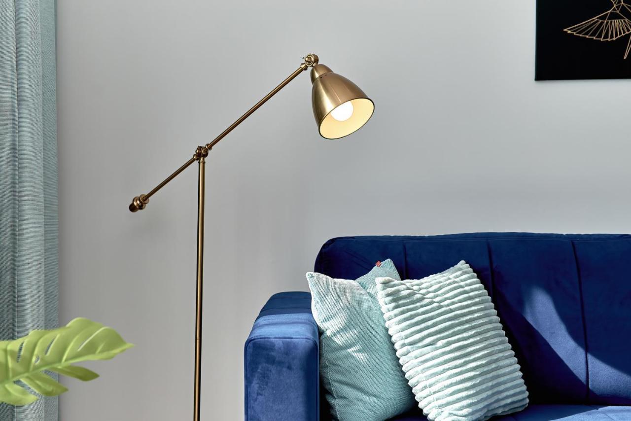 Exclusive Apartments Gwiazdzista With Free Garage Wroclaw By Noclegi Renters Extérieur photo