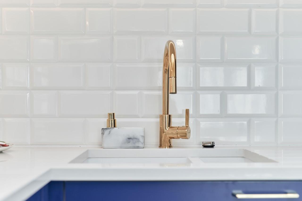 Exclusive Apartments Gwiazdzista With Free Garage Wroclaw By Noclegi Renters Extérieur photo