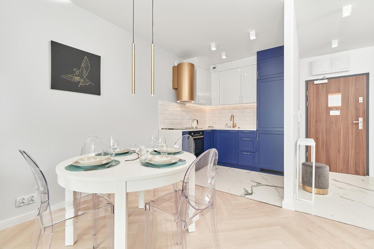 Exclusive Apartments Gwiazdzista With Free Garage Wroclaw By Noclegi Renters Extérieur photo