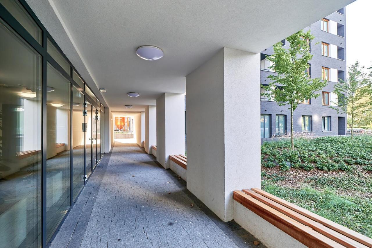 Exclusive Apartments Gwiazdzista With Free Garage Wroclaw By Noclegi Renters Extérieur photo