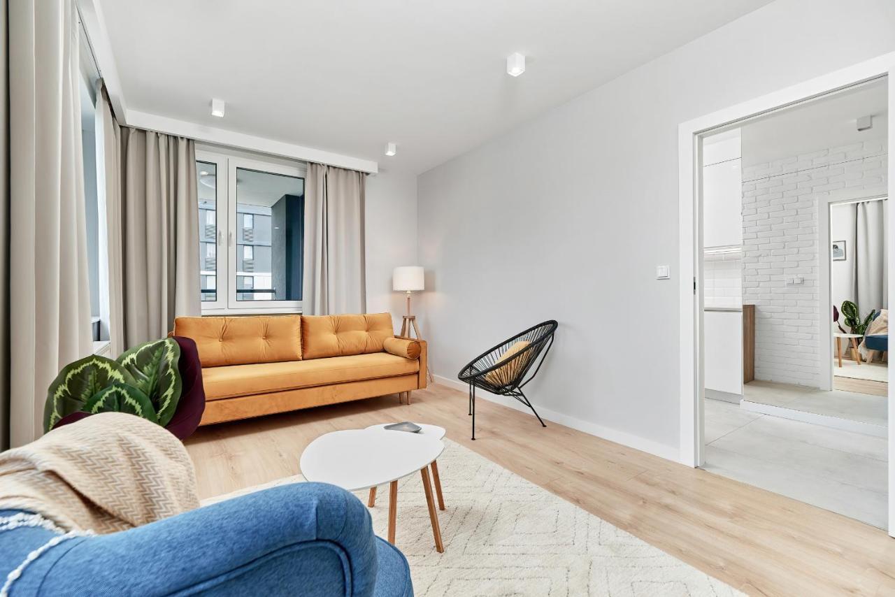 Exclusive Apartments Gwiazdzista With Free Garage Wroclaw By Noclegi Renters Extérieur photo