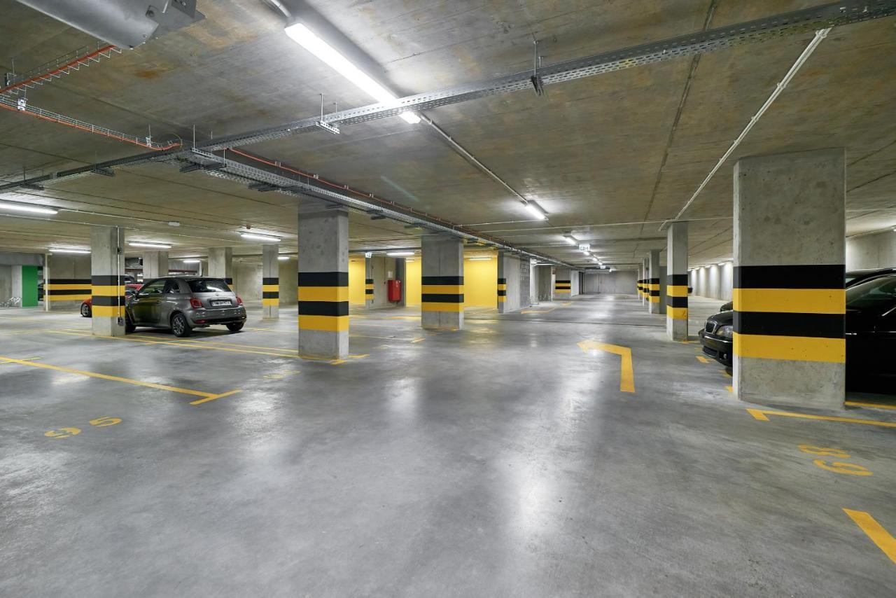 Exclusive Apartments Gwiazdzista With Free Garage Wroclaw By Noclegi Renters Extérieur photo